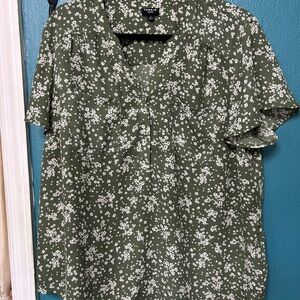 Torrid Olive Harper Floral Blouse 2X 18-20